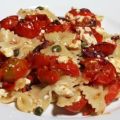 PASTA CON TOMATITOS CHERRY Y QUESO FETA