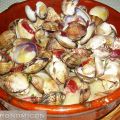Cazuela de almejas con jamón