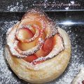 Rosas de manzana y hojaldre