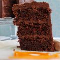 Chocolate zucchini carrot layer cake o Layer[...]