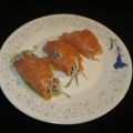 ROLLITOS DE SALMÓN RELLENOS DE GULAS