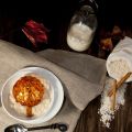 Arroz con leche y bola de caramelo