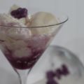 MOUSSE DE YOGUR CON SIROPE DE CARAMELO DE[...]