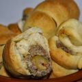Panecillos de Ternera y olivas rellenas....