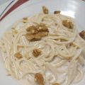 Spaguetti en salsa de nueces
