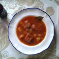 COSTILLAS ADOBADAS CON PATATAS