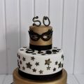 Tarta 3 pisos para una cumpleañera especial