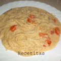 Espaghetis con crema de anchoas y cherry