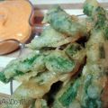 TRIGUEROS EN TEMPURA CON SALSA ROMESCO