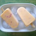 Polos de nectarina, yogurt y miel