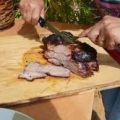 Lomo de aguja al horno de leña