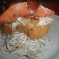 PINCHO DE CECINA CON PAPAYA Y CREMA DE YOGOURT[...]