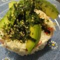 Surimi sobre arroz al vapor y Algas Nori