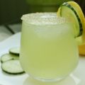LIMONADA CON PEPINO