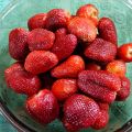 DULCE DE FRUTILLAS ENTERAS