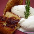 Helado de romero con tosta dulce de Mistela