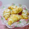 CROISSANTS AUX AMANDES...CROISSANTS DE[...]