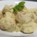 PECHUGA DE POLLO AL CURRY CON CEBOLLA Y NATA