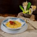 Crema de puerros con crujiente de jamón