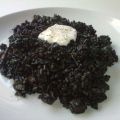 ARROZ NEGRO CON CHOCO Y MARISCO