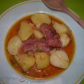 Patatas con costillas y azafrán