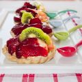 Cómo hacer Tartaletas de ciruelas rojas, kiwi y[...]