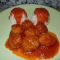 Albóndigas salsa