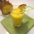 Zumo de piña y mango
