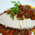 LOMOS DE ATUN CON CEBOLLA Y PIMIENTO CONFITADO