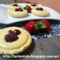 Tartaletas de crema y frutos rojos