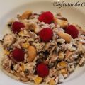 Ensalada de arroz con frambuesas y anacardos