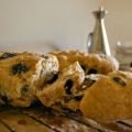 Pan de olivas negras