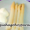 Espárragos blancos con mayonesa.