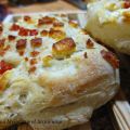 Panecillos de tomate y feta
