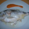 Dorada a la Sal con Salsa Romesco