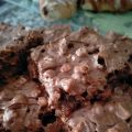 Brownie de chocolate con leche y almendra