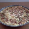 QUICHÉ DE BACON AHUMADO Y QUESO RALLADO