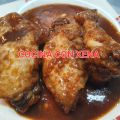 Alitas con salsa de soja al caramelo, con[...]