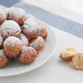 Castagnole. Postre italiano de Carnaval