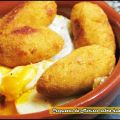 Croquetas de Marisco sobre huevos rotos!