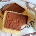 GALLETAS DE ALMENDRA Y NARANJA CON CHOCOLATE (a[...]