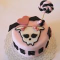 Tarta Monster High al estilo Dracularura!