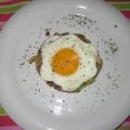 Setas con huevo a la plancha y ajetes frescos