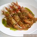 Cigalas encebolladas