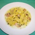 RAVIOLIS DE PESCADO EN SALSA VERDE