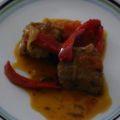 Atún con tomates y pimiento rojo