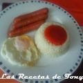 ARROZ CON FRANFURT Y HUEVO