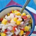 ensalada de arroz con cebolla y pimiento