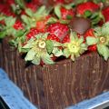 CAJA DE FRESAS CON CHOCOLATE