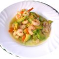 Aguacates con gambas.